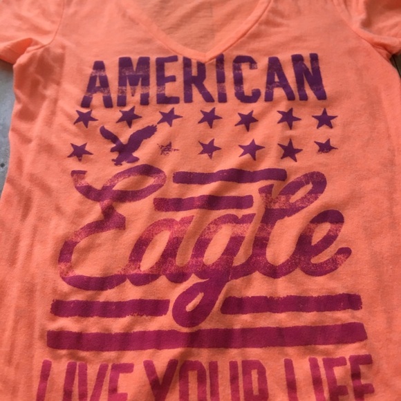 American Eagle T-Shirt - Picture 2 of 4